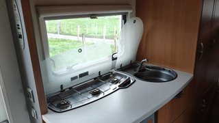 Autocaravana Capuchina Knaus Sky Traveller DKG 650