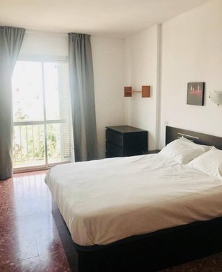 Apartamento playa fenals (lloret) con garaje 4 pax