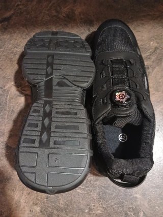 Zapatos de trabajo negros