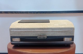 Tocadiscos maleta años 60-70