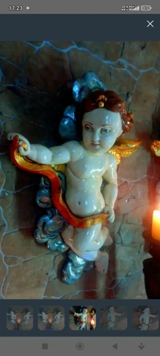 Antichi angeli decorativi