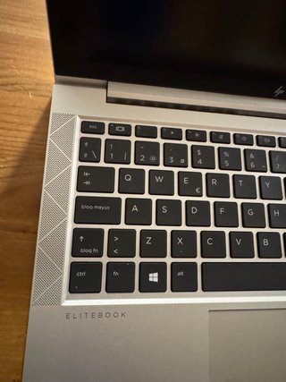 HP EliteBook 830 G7 Argento