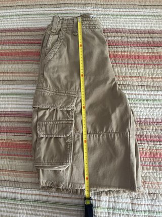 Bermudas cargo beige mujer