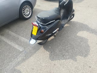 Aprilia Custom Scooter Automática Negra