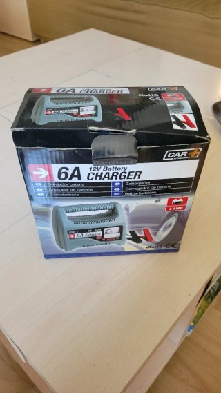 Cargador Batería Coche/Moto 6A 12V
