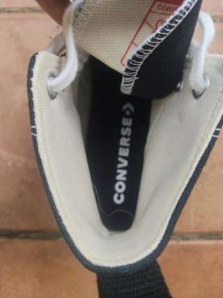 Converse negras y blancas mujer