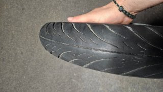 Llanta moto 125cc con disco y neumático
