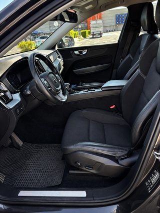 Volvo XC60 2.0 D4 AWD Momentum Auto