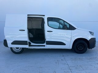 Peugeot Partner BlueHDi 100 cv. -Av. Motor- 7.500€