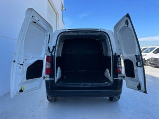 Peugeot Partner BlueHDi 100 cv. -Av. Motor- 7.500€