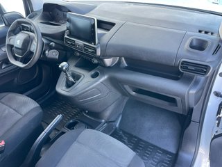Peugeot Partner BlueHDi 100 cv. -Av. Motor- 7.500€