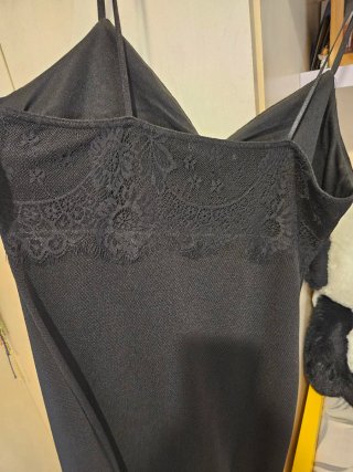 Abito lungo con pizzo