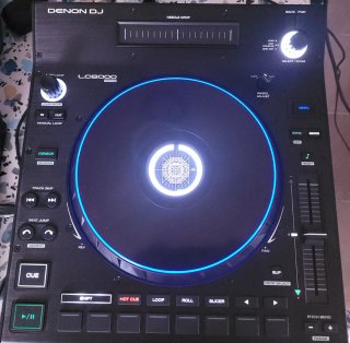 Controladora DJ Denon DJ LC6000 PRIME