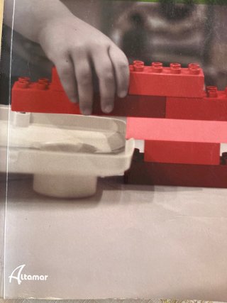 "El joc infantil i la seva metodologia” manual