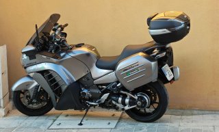 Kawasaki 1400 GTR  sport Touring Gris