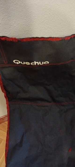 Silla plegable Quechua gris y roja