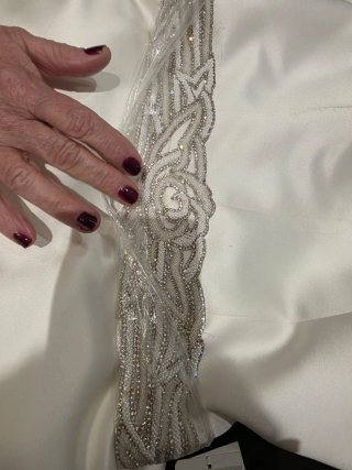 Precioso y elegante vestido de novia.