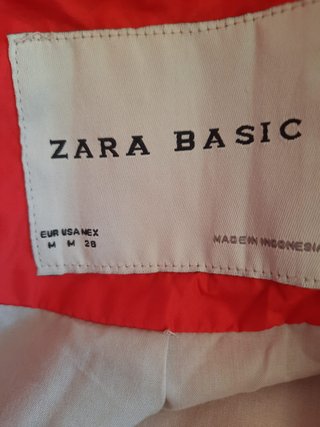 Parka mujer roja con cinturón de talla M