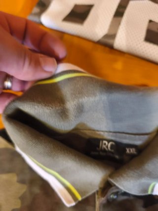 4 capi abbigliamento Esse-Emme mimetico XXL