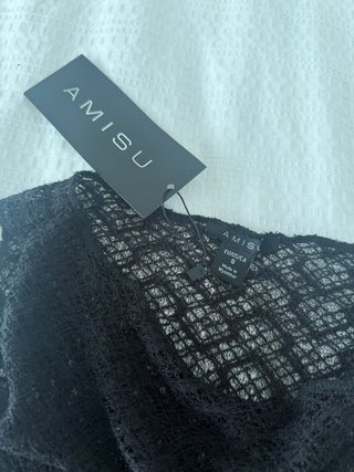 Camiseta transparente texturizada