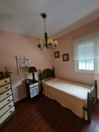 Dormitorio completo con colchón nuevo