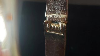 Pulsera Viceroy dorada mujer