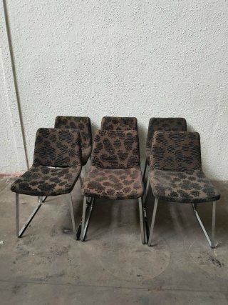 Seis Sillas Tela Estructura Cromo.