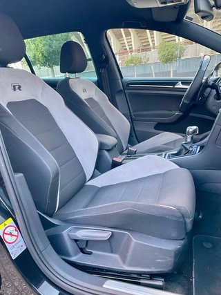 Volkswagen Golf R