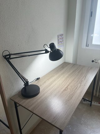 Lámpara de escritorio