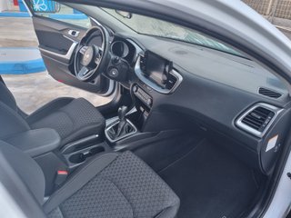 KIA XCeed 1.5MHEV IMT DRIVE