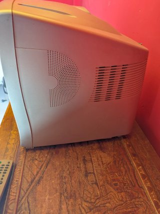TV LG con VCR Plata