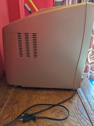 TV LG con VCR Plata
