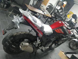 Macbor Montana XR5 510 Roja y Negra