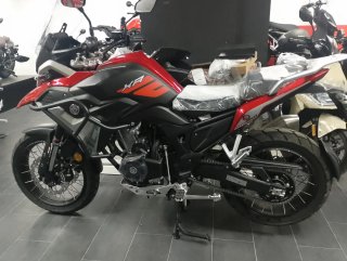 Macbor Montana XR5 510 Roja y Negra