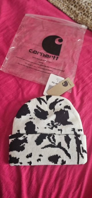 Gorro Carhartt Lana Blanco y Negro