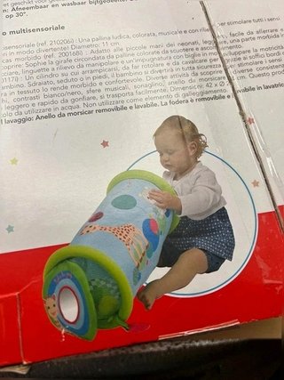 Sophie la Girafe – Cofre Estimulación de los Sentidos 3 Juguetes desde 3 Meses – Rodillo, Pelota de Tela, Sonajero Soft Maracas – 5 Sentidos – Juguete Estimulación – Regalo Beb