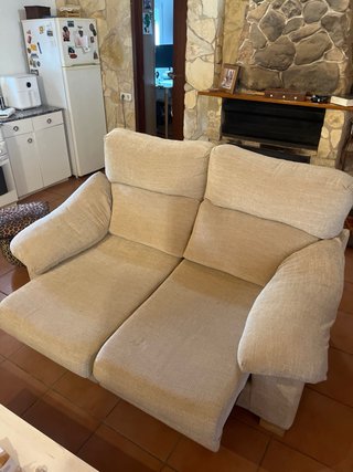 Sofá 2 plazas extensible beige