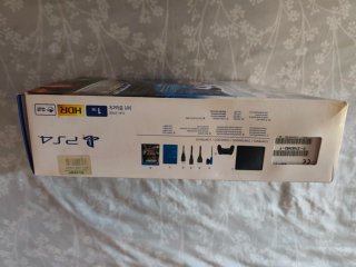 Caja PS4 Slim 1TB Call of Duty WWII**
