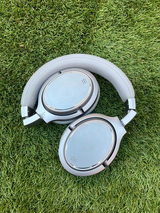 Auriculares Bluetooth Brookstone (Para reparar)