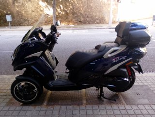 Peugeot Metropolis 2022 6000km Azul Oscuro