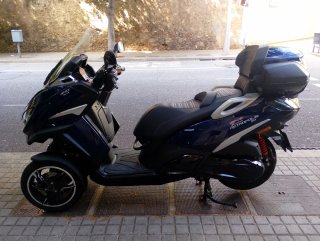 Peugeot Metropolis 2022 6000km Azul Oscuro