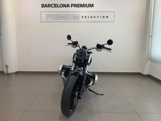 BMW R 18