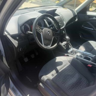 Opel Zafira Tourer 2013