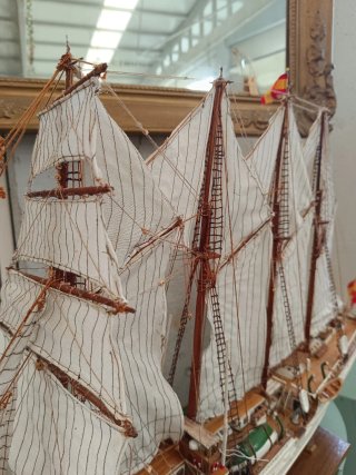 Maqueta barco Juan Sebastián Elcano
