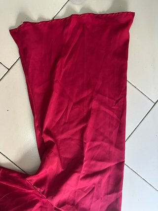 Blusa roja elegante