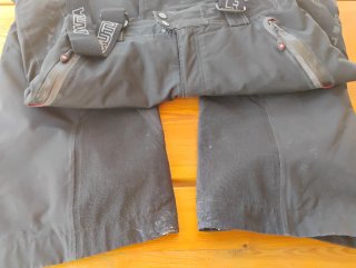 Pantaloni Montura con tiranti