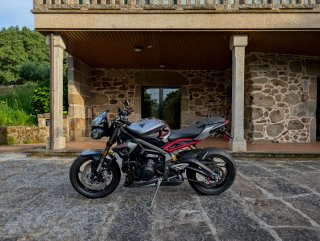 Triumph Street Triple 765 RS