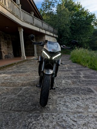 Triumph Street Triple 765 RS