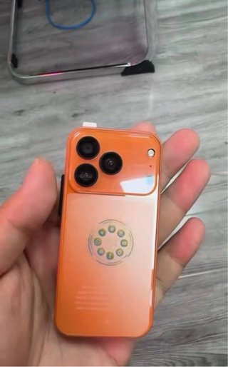Teléfono 17 Pro Max version mini