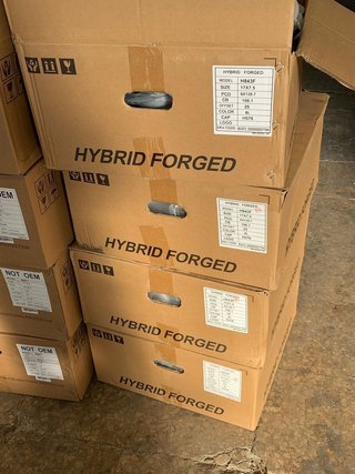ya en stock!! 7.5x17 TOYOTA 6x139.7 buje 106.1